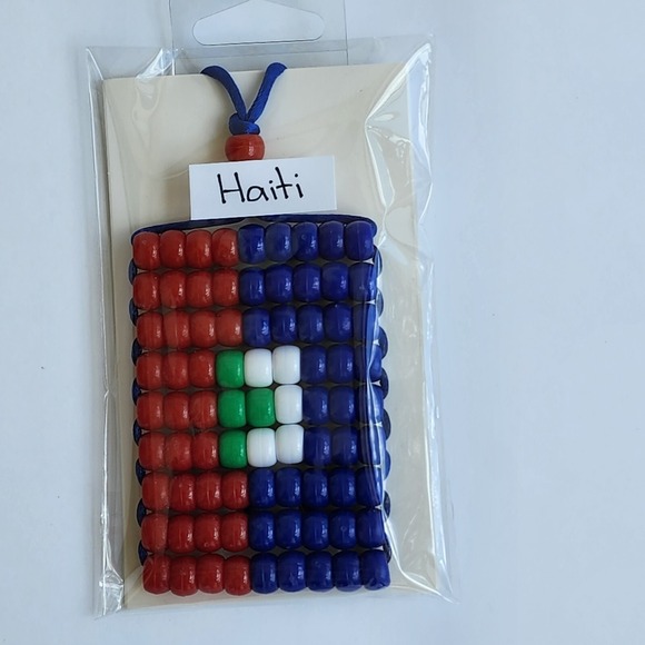 Haiti Country Flag Car Danglers, Rearview Mirror Flag 2.5" x 3". Car Accessory. - Picture 5 of 7